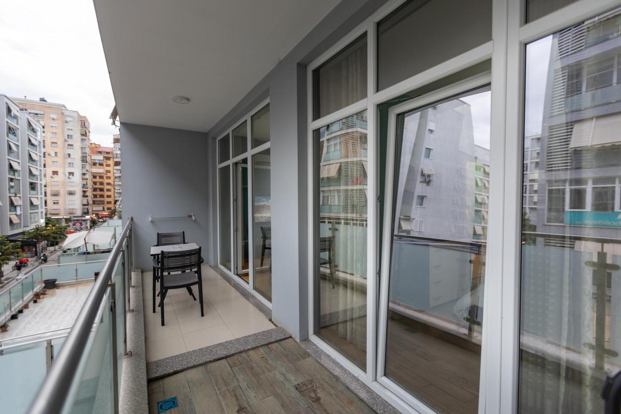 K&M Apartment Tirana Exterior foto